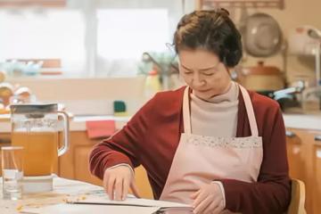 「坐月子不如坐牢」兒媳曬月子餐,婆婆被眾人懟到崩潰:我錯了