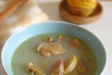 河蚌鹹肉竹筍湯