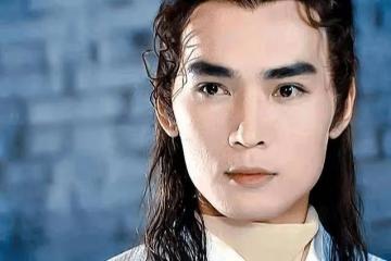 美男遲暮!52歲焦恩俊曾被前妻拋棄,如今鬍子花白,自嘲又胖又老