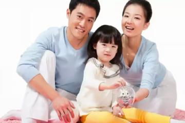 「姐，姐夫剛買的那輛車，能借我開幾天」姐姐：滾，休想霸占