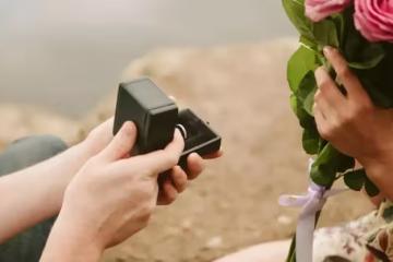 婚前30萬共同存款被男友借給他哥,還要求陪嫁房,父母:馬上分手