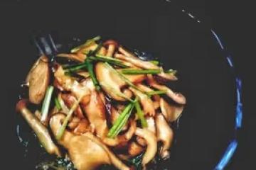 完美復刻-橄欖油炒三種蘑菇