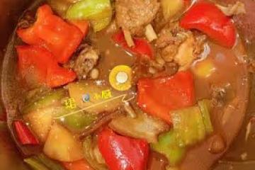 小美·新疆大盤雞 超好吃，連湯汁都喝掉