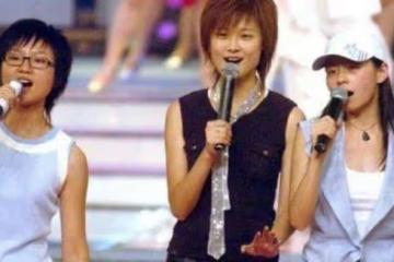 她曾和李宇春一起超女出道,今李宇春成一線,她卻淪落日本