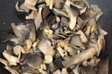 簡單美味的蘑菇炒肉