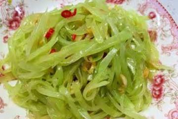 涼拌爽口萵筍絲