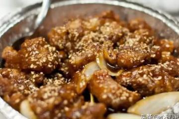 「買菜錢是我老公出的，10道菜是我做的，憑啥我們一家吃剩飯？」