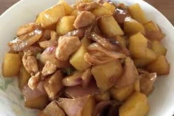 洋蔥雞肉燒土豆