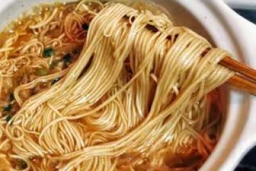 多少次早起就為了這一口——榨菜肉絲麵