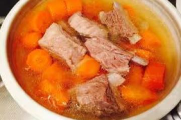 胡蘿蔔燉排骨