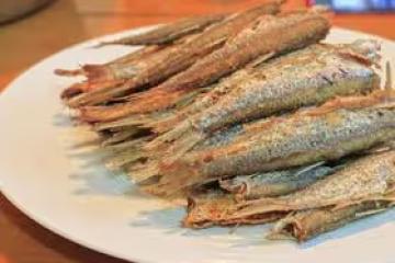 酥炸小白魚