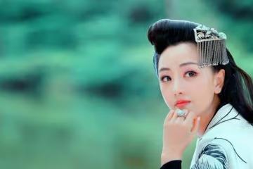 楊蓉終於又當女主，男主是這位大豬蹄子，連特別出演都很厲害