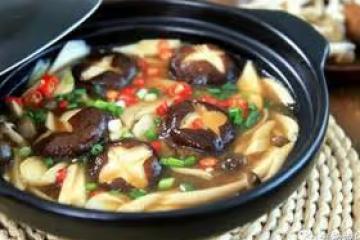 菌菇煲