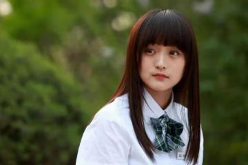 曾被楊玏、白敬亭同時暗戀,如今被曝新戀情,何泓姍找到歸宿?