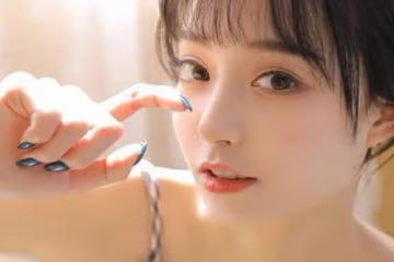 「所以你是饞我身子?」看過他的身體之後,夜裡我春心蕩漾