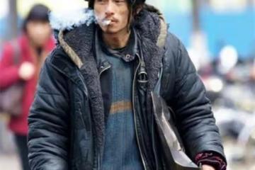曾火遍全球的網紅「犀利哥」，10年過去了，如今他的生活怎麼樣？