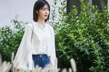 親戚道德綁架,讓母親撫養3歲孩子:你有退休金,孩子你來養正好
