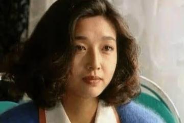 江珊：明明是大美女，感情之路歷經挫折，如今被寵成了「小木偶」