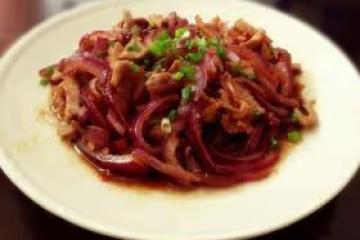 孜然洋蔥炒肉絲