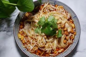 晚餐必備(懶人版拌面)