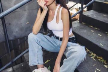 血脈賁張！女神辣曬「維密天使」超透薄紗　邪惡視角全看光太犯規