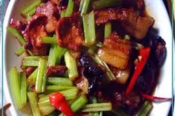 芹菜炒肉