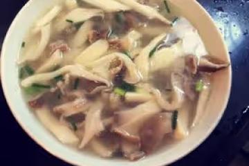秀珍菇肉片湯