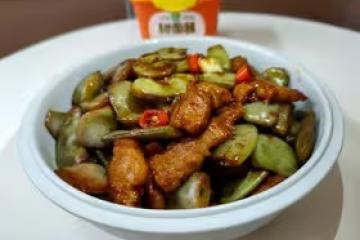秋季美味紫扁豆燒五花肉