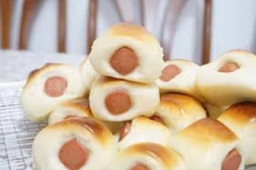 一口迷你腸仔包