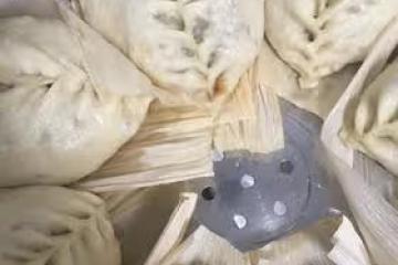 蒜苔包子