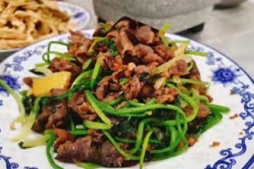 香菜羊肉卷