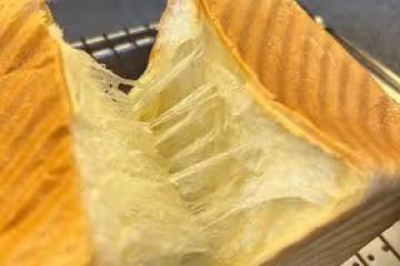 超簡單吐司（純手工）