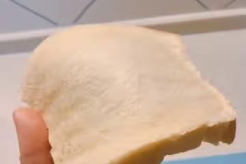 中筋麵粉做的細膩綿軟三明治白麵包