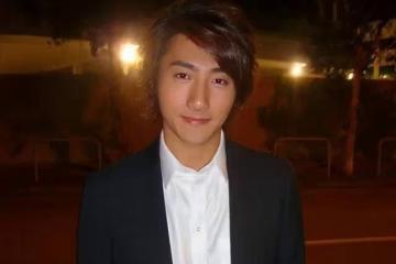 TVB離巢男星變肌肉猛男，身上六塊腹肌明顯，到內地轉行賣米線