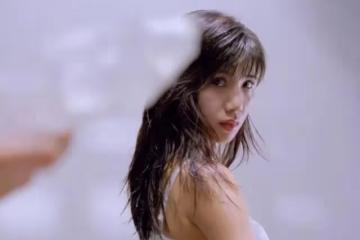 什麼叫媚骨天成？香港女星當中她不是最美的，但她卻是最媚的