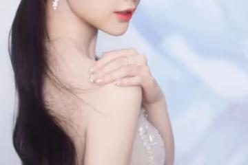 娛記說：毛曉彤提心弔膽？白敬亭拒絕趙今麥？井柏然討好付辛博？楊洋處境尷尬？