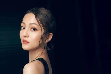 消失10年後憑《歌手》再次翻紅，她是如何將一手爛牌打好的?