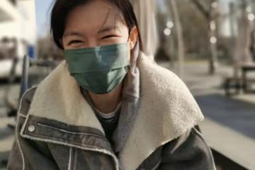 主持人李艾自曝曾確診新冠,期間親吻丈夫兒子,家人均未被感染