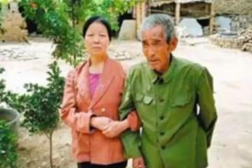 兒子外出打工，19年不與父母聯系，沒成想他一直「躺」在自家院子