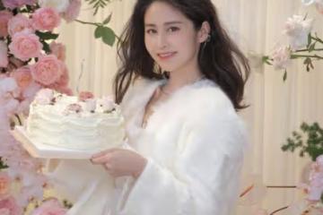 穎兒抱女兒慶生，與景甜貼臉合影，老公付辛博未現身引婚變猜測