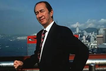 恭喜!何超瓊和四太出席簽約儀式,再續澳門娛樂10年經營權