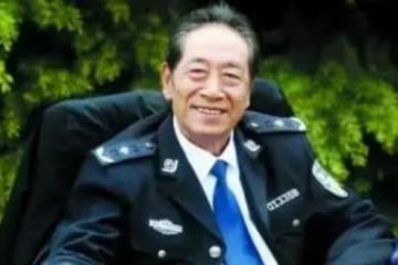 36歲女星嫁73歲老戲骨,生下二子,自己濃妝艷抹丈夫滿臉疲憊