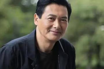 頂級巨星：周潤發和李連杰，你覺得在影壇中能更勝一籌？