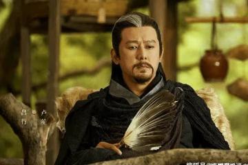 《月歌行》盧笙和月光上神是什麼關係？利用柳梢復活月光上神