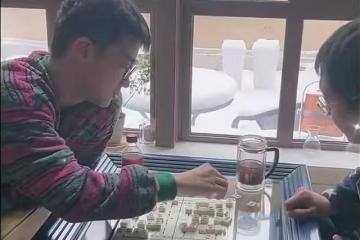 高秀敏女兒罕見曝光，與老公兒子住豪宅，小別墅內景曝光太奢華
