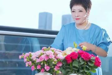 親自試吃產品,發視頻自我檢討,為何網友們還是覺得向太不真誠