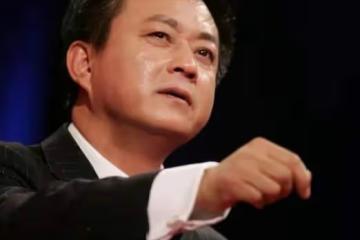 弦子疑遠遁美國，朱軍被證清白回央視，被耽誤的黃金4年誰來還