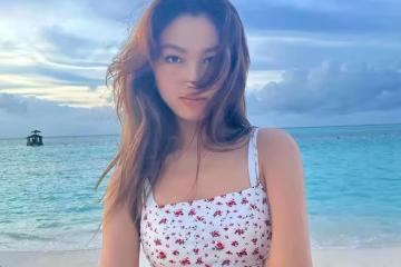 任晴佳慶祝18歲生日,馬爾地夫出海遊玩,豪華遊艇上玩自拍