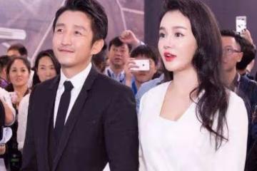 鄒市明老婆冉瑩穎曬自拍，五官大變認不出，自稱已99歲高齡