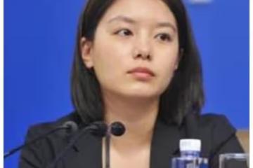 最美翻譯官張京老公罕見亮相，身份不簡單，難怪一直不願公開